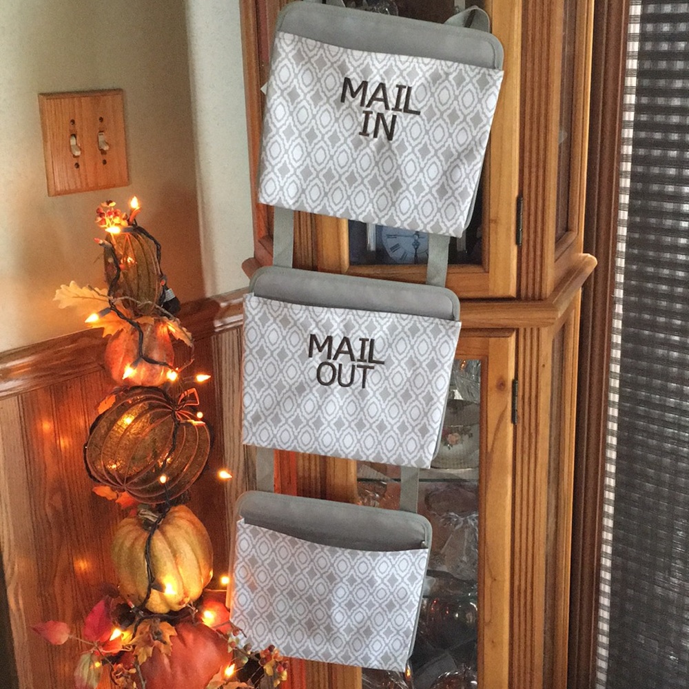 Thirty One oh-Snap pockets w/matching bins